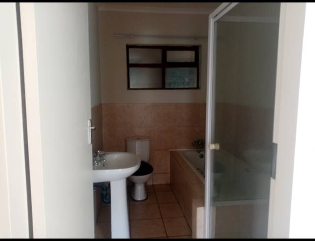 2 BEDROOM SECTIONAL TITLE FOR SALE IN EVELEIGH